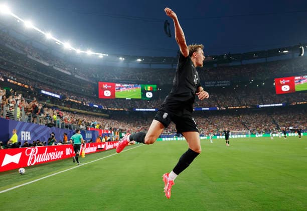 Norway s Marcus Holmgren Pedersen celebrates after scoring against Senegal in the first half of a FIFA World Cup, WM, Weltmeisterschaft, Fussball match at New York New Jersey Stadium in East Rutherford, New Jersey, on Monday, June 22, 2026.  NYP20260622918 JOHNxANGELILLO
