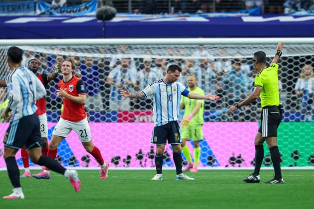 ARLINGTON, TEXAS - JUNE 22: Lionel Messi 10 of Argentina in action during the FIFA World Cup, WM, Weltmeisterschaft, Fussball 2026 Group J match between Argentina and Austria at Dallas Stadium on June 22, 2026 in Arlington, Texas.  Copyright: xVCGx 111649835031
