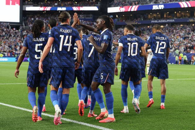 French players celebrate a goal by Ousmane Dembélé during a Group I match of the 2026 FIFA World Cup, WM, Weltmeisterschaft, Fussball between France and Iraq at Lincoln Financial Field in Philadelphia, United States, 22 June 2026. FIFA WORLD CUP 2026 - Group I France vs Iraq !ACHTUNG: NUR REDAKTIONELLE NUTZUNG!  Copyright: xOctavioxGuzmánx GR2095 20260623-55020678987_1
