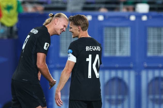 FIFA World Cup, WM, Weltmeisterschaft, Fussball 2026: Norway v Senegal NEW JERSEY, USA - 22nd June 2026: Erling Haaland of Norway celebrates scoring his side s second goal with team mate Martin Odegaard during the FIFA World Cup 2026 Group I match between Norway and Senegal at New York New Jersey Stadium New York New York New Jersey Stadium United States of America Copyright: xCraigxMercerx xPeakxActionxPhotosx