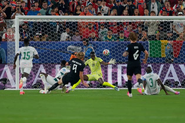 IPA85955961 - Erling Haaland of Norway scores the goal that makes the score 2-0 during the Norway vs. Senegal FIFA World Cup, WM, Weltmeisterschaft, Fussball match in New York, USA, on June 22, 2026  Copyright: xEmmanuelexMastrodonato IPAxSportx xx 85955961