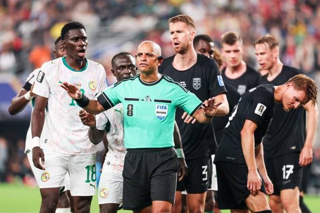 RECORD DATE NOT STATED FIFA World Cup, WM, Weltmeisterschaft, Fussball 2026 - Group I - Norway v Senegal Referee Wilton Pereira Sampaio during the match between Norway and Senegal in the second round of Group I of the 2026 FIFA World Cup group stage at New York New Jersey Stadium, in East Rutherford, United States, on Monday, June 22, 2026.(Foto: William Volcov Brazil Photo Press IMAGO) Sports East Rutherford NJ United States of America Copyright: xWILLIAMxVOLCOVx