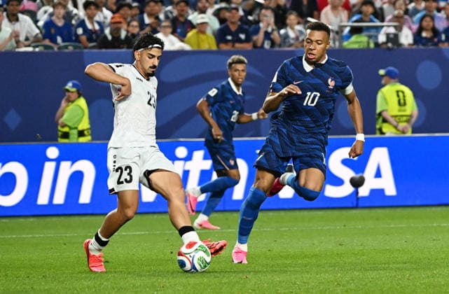 2026 World Cup - France vs Iraq in Philadelphia France forward Kylian Mbappé (10) during World Cup 2026 game France vs Iraq on June 22, 2026 in Philadelphia, Pennsylvania. Photo by Olivier Douliery ABACAPRESS.COM Philadelphia Pennsylvania United States  Copyright: xDoulieryxOlivier ABACAx