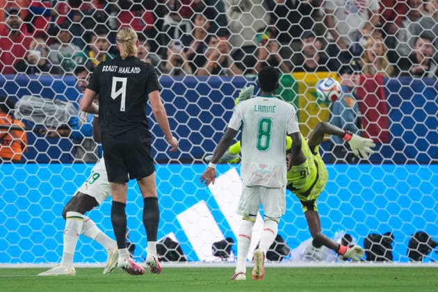 Erling Haaland of Norway shoots for goal during a FIFA Men’s World Cup 2026 Group Stage football match between Norway and Senegal at New York New Jersey Stadium, in East Rutherford on June 22th 2026 (Photo by Alexandra Fechete SPP)  Copyright: xAlexandraxFechete SPPx Sportspressphoto_SPR173905