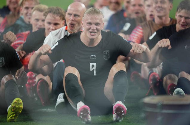 Erling Haaland (Norway) celebrate during Norway and Senegal, Group I FIFA World Cup, WM, Weltmeisterschaft, Fussball 2026, Met Life Stadium, New jersey, USA on June 22, 2026. Thor Wegner DeFodi Images. (Photo by DeFodi Images) - *** Erling Haaland of Norway celebrates during the match between Norway and Senegal in Group I of the 2026 FIFA World Cup at MetLife Stadium in New Jersey, USA, on June 22, 2026. Photo by DeFodi Images (Thor Wegner),detected_source_language