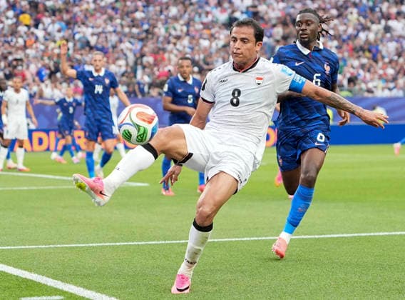 (260623) -- PHILADELPHIA, June 23, 2026 -- Ibrahim Bayesh of Iraq controls the ball during the group I match between France and Iraq at the 2026 FIFA World Cup, WM, Weltmeisterschaft, Fussball at Philadelphia Stadium in Philadelphia, the United States, June 22, 2026. ) (SP)U.S.-PHILADELPHIA-FOOTBALL-FIFA WORLD CUP-GROUP I-FRA VS IRQ LuixSiuxWai 