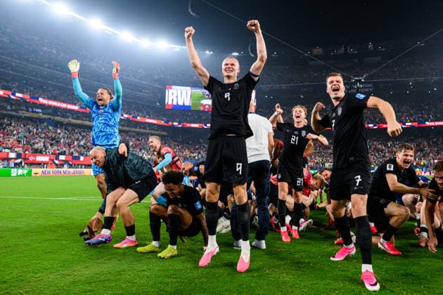 260622 Erling Braut Haaland and Alexander Sorloth of Norway celebrate after the FIFA World Cup, WM, Weltmeisterschaft, Fussball 2026 group stage football match between Norway and Senegal on June 22, 2026 in New Jersey. Photo: Vegard Grott BILDBYRAN kod VG VG0963 bbeng fotboll football soccer fotball vm fotbolls-vm fotball-vm fotbolls-vm 2026 fifa world cup 2026 new york norge norway senegal jubel *** June 22, 2026  Copyright: VEGARDxGRoTT BB260622VG102