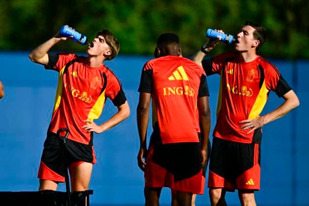 Belgian national football team - FIFA World Cup, WM, Weltmeisterschaft, Fussball 2026 - media activities 22 06 2026 RENTON, UNITED STATES OF AMERICA - JUNE 22 : De Ketelaere Charles midfielder of Belgium and Vanaken Hans midfielder of Belgium pictured during a training session of the Belgian national football team during the FIFA World Cup 2026 on June 22, 2026 in Renton, United States of America, 22 06 2026 Renton United States of America  Copyright: xJanxDexMeuleneirx