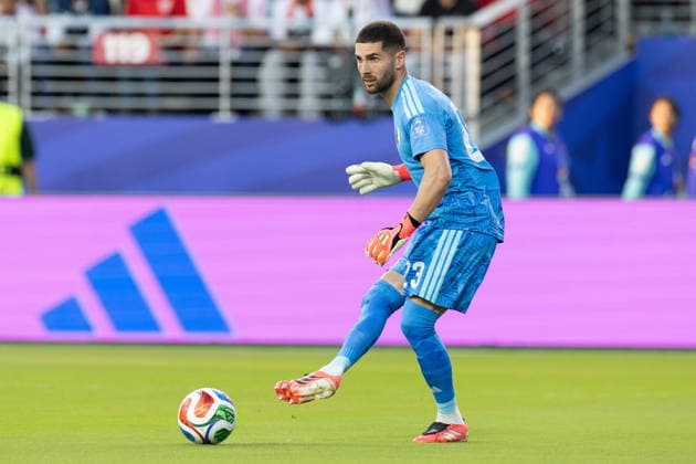 FIFA World Cup, WM, Weltmeisterschaft, Fussball 2026 - Group J - Jordan vs Algeria Algeria goalkeeper Luca Zidane in action during the 2026 FIFA World Cup group stage match between Jordan and Algeria at San Francisco Bay Area Stadium in Santa Clara, USA, 22 June 2026. Santa Clara United States  Copyright: xBENJAMINxFANJOYx