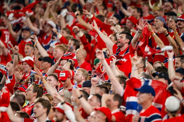 June 22, 2026: Norway fans cheer during FIFA World Cup, WM, Weltmeisterschaft, Fussball group stage action between Norway and Senegal at New York New Jersey Stadium in East Rutherford, N.J. ( Cal Media) FIFA World Cup 2026: Norway Vs Senegal JUN 22  - ZUMAc04_ 20260622_zma_c04_295 Copyright: xRustyxJonesx