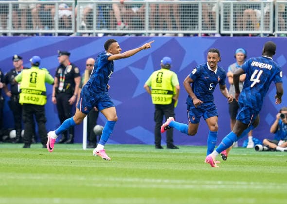 Kylian Mbappe (Frankreich, 10) jubelt nach seinem Treffer. USA, FIFA Weltmeisterschaft, Frankreich vs Irak, Philadelphia, 22.06.2026 USA, FIFA Weltmeisterschaft, Frankreich vs Irak, Philadelphia, 22.06.2026 Philadelphia *** Kylian Mbappé of France, 10, celebrates after scoring a goal against the U.S., FIFA World Cup, France vs. Iraq, Philadelphia, June 22, 2026 U.S., FIFA World Cup, France vs. Iraq, Philadelphia, June 22, 2026 Philadelphia,detected_source_language Copyright: xEibner-Pressefoto ScottxColemanx EP_SCN