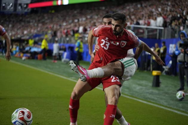 Jordan v Algeria - FIFA World Cup, WM, Weltmeisterschaft, Fussball 2026 - Group J SANTA CLARA, UNITED STATES - JUNE 22: Ehsan Haddad (23) of Jordan in action during the 2026 FIFA World Cup First Stage Group J match between Jordan and Algeria at Levi s Stadium (San Francisco Bay Area Stadium) in Santa Clara, California, United States on June 22, 2026. Tayfun Coskun Anadolu California United States. Editorial use only. Please get in touch for any other usage.  Copyright: x2026xAnadoluxTayfunxCoskunx