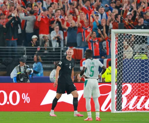June 22, 2026, East Rutherford, New Jersey, USA: Norway forward Erling Haaland (9) celebrates a goal during the June 22nd FIFA World Cup, WM, Weltmeisterschaft, Fussball 2026 matchup between Norway and Senegal at MetLife Stadium in East Rutherford, New Jersey. FIFA World Cup 2026: Norway 3:2 Senegal  - ZUMAs325 20260622_zsp_s325_076 Copyright: xJessxStilesx