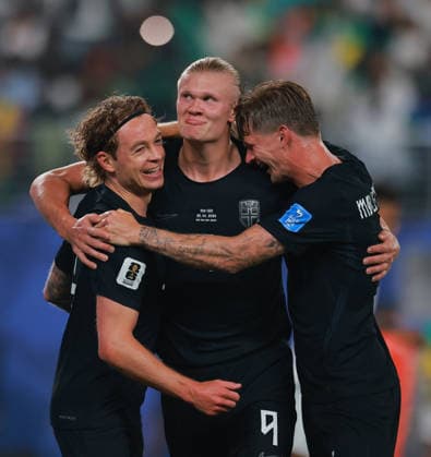 June 22, 2026, East Rutherford, New Jersey, USA: Norway midfielder Patrick Berg (6), Norway forward Erling Haaland (9) and Norway defender David Moller Wolfe (5) celebrate a goal during the June 22nd FIFA World Cup, WM, Weltmeisterschaft, Fussball 2026 matchup between Norway and Senegal at MetLife Stadium in East Rutherford, New Jersey. East Rutherford USA - ZUMAs325 20260622_zsp_s325_051 Copyright: xJessxStilesx