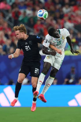 Andreas Schjelderup of Norway and Krepin Diatta of Senegal challenge for a header during the FIFA World Cup, WM, Weltmeisterschaft, Fussball 2026 match between Norway and Senegal at Metlife Stadium, New Jersey, USA on 23 June 2026. Copyright: xPeterxDovganx 45100071