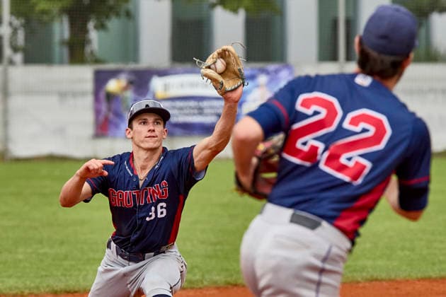 Deutsche Baseball Liga (DBL), München-Haar Disciples vs Gauting Indians, Haar Disciples, Gauting Indians, 2026-06-21 in München-Haar (Ballpark Eglfing) GRÜNDIG Matteo (Gauting Indians Right Fielder Nr36-GAU36), IBERLE Marco (Gauting Indians Pitcher Nr22-GAU22) sportworld München-Haar Ballpark Eglfing Bayern Deutschland *** German Baseball League (DBL), Munich Haar Disciples vs. Gauting Indians, Haar Disciples, Gauting Indians, June 21, 2026, at Munich Haar Ballpark Eglfing, Matteo GRÜNDIG, Gauting Indians, Right Fielder, No. 36 (GAU36), Marco IBERLE, Gauting Indians, Pitcher, No. 22, GAU22, Sportworld, Munich Haar Ballpark Eglfing, Bavaria, Germany,detected_source_language