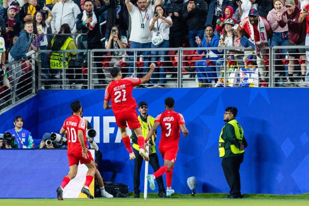 SANTA CLARA, CA - JUNE 22: Nizar al-Rashdan 21 of Jordan celebrates a goal in the first half of the FIFA World Cup, WM, Weltmeisterschaft, Fussball 2026 Group J match between Jordan and Algeria on June 22, 2026 at San Francisco Bay Area Stadium in Santa Clara, CA. (Photo by Matthew Huang Icon Sportswire) SOCCER: JUN 22 FIFA World Cup 26 Group J - Jordan vs Algeria EDITORIAL USE ONLY Icon260622007