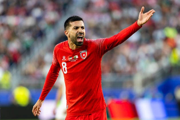 SANTA CLARA, CA - JUNE 22: Noor al-Rawabdeh 8 of Jordan shouts during the FIFA World Cup, WM, Weltmeisterschaft, Fussball 2026 Group J match between Jordan and Algeria on June 22, 2026 at San Francisco Bay Area Stadium in Santa Clara, CA. (Photo by Matthew Huang Icon Sportswire) SOCCER: JUN 22 FIFA World Cup 26 Group J - Jordan vs Algeria EDITORIAL USE ONLY Icon260622002
