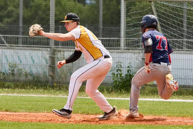 Deutsche Baseball Liga (DBL), München-Haar Disciples vs Gauting Indians, Haar Disciples, Gauting Indians, 2026-06-21 in München-Haar (Ballpark Eglfing) BROSKE Moritz (München-Haar Disciples First Baseman, Third Baseman Nr87-HAA87), ÜBELHÖR Severin (Gauting Indians Second Baseman Nr77-GAU77) sportworld München-Haar Ballpark Eglfing Bayern Deutschland *** German Baseball League (DBL), Munich Haar Disciples vs. Gauting Indians, Haar Disciples, Gauting Indians, June 21, 2026, at Munich Haar Ballpark Eglfing; BROSKE Moritz, Munich Haar Disciples first baseman, Third Baseman No. 87 HAA87, Severin Übelhör, Gauting Indians Second Baseman No. 77 GAU77, Sportworld, Munich Haar Ballpark Eglfing, Bavaria, Germany,detected_source_language