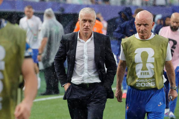 2026 World Cup - France v Iraq France’s Didier Deschamps with Guy Stephan during the Soccer World Cup USA 2026 Group I first round game, France vs Irak in Lincoln Financial Field, Philadelphia, USA on June 22nd 2026. Photo by Henri Szwarc ABACAPRESS.COM Philadelphia United States  Copyright: xSzwarcxHenri ABACAx