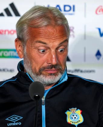 (260623) -- GUADALAJARA, June 23, 2026 -- Sebastien Desabre, head coach of the Democratic Republic of the Congo (DRC), reacts during a press conference, PK, Pressekonferenz at the 2026 FIFA World Cup, WM, Weltmeisterschaft, Fussball in Guadalajara, Mexico, June 22, 2026. (Photo by Xinhua) (SP)MEXICO-GUADALAJARA-FIFA WORLD CUP-PRESS CONFERENCE-DRC MartinxZabala 