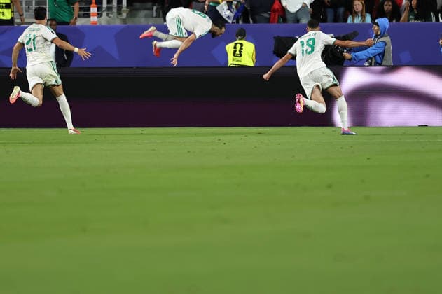 (260623) -- SAN FRANCISCO, June 23, 2026 -- Amine Gouiri (top) of Algeria celebrates after scoring his side s second goal during the group J match between Jordan and Algeria at the 2026 FIFA World Cup, WM, Weltmeisterschaft, Fussball at San Francisco Bay Area Stadium in San Francisco, the United States, June 22, 2026. (Photo by Xinhua) (SP)U.S.-SAN FRANCISCO-FOOTBALL-FIFA WORLD CUP-GROUP J-JOR VS ALG SongxHaiyuan 
