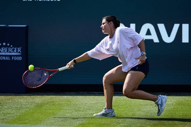 June 23, 2026, Bad Homburg, Hessen, Germany: returns with forehand to her Hitting Partner during the BAD HOMBURG OPEN powered by SOLARWATTT- WTA500 - Womens Tennis, 23.6.2026 in Bad Homburg (Tennis-Club Bad Homburg), Germany - Photo: Tennis 2026: Bad Hombug Open - WTA500: WARM-UP  - ZUMAs343 20260623_zsp_s343_003 Copyright: xMathiasxSchulzx