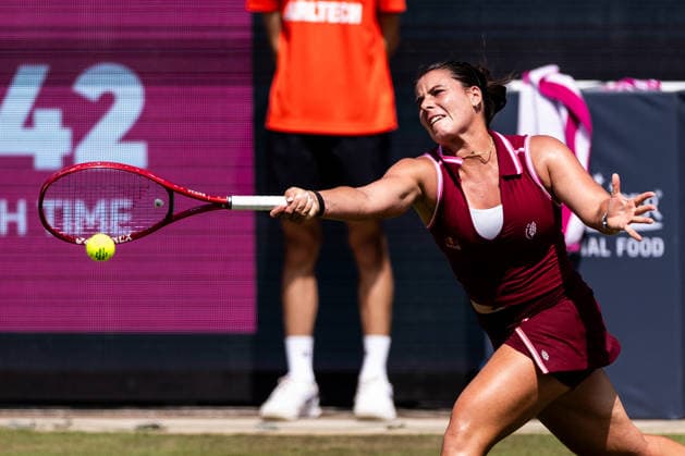 BAD HOMBURG, GERMANY - JUNE 23: Emma Navarro (USA) during the Bad Homburg Open powered by Solarwatt Singles match between Eva Lys (GER) vs Emma Navarro (USA) at Kurpark Bad Homburg on June 23, 2026 in Bad Homburg, Germany. Hessen Germany Copyright: xSteffiexWunderlx