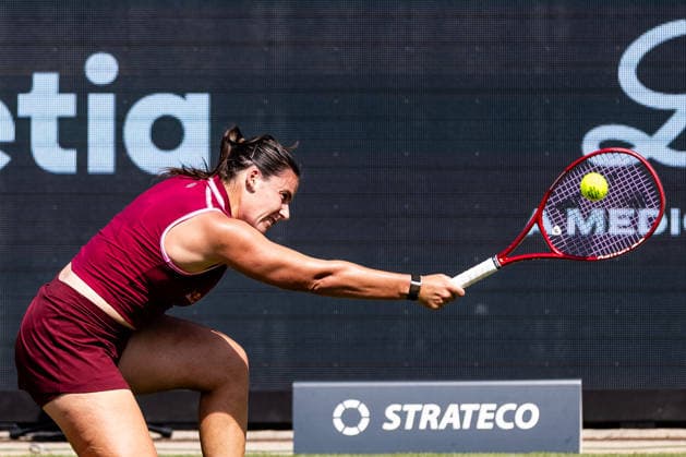 BAD HOMBURG, GERMANY - JUNE 23: Emma Navarro (USA) during the Bad Homburg Open powered by Solarwatt Singles match between Eva Lys (GER) vs Emma Navarro (USA) at Kurpark Bad Homburg on June 23, 2026 in Bad Homburg, Germany. Hessen Germany Copyright: xSteffiexWunderlx