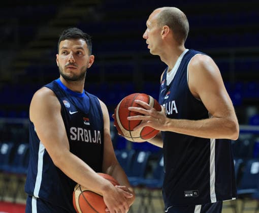 Practice Serbia basketball national team, Nationalteam FIBA Basketball World Cup 2027 European Qualifiers Window 3 Belgrade, Serbia. June 23rd 2026. Jovan Novak and Dejan Davidovac of Serbia during an open training session ahead of the FIBA Basketball World Cup 2027 European Qualifiers Group C games against Switzerland on July 2 and Bosnia and Herzegovina on July 5, in Belgrade, Serbia. Belgrade Serbia Copyright: xPedjaxMilosavljevic STARSPORTx x2026x