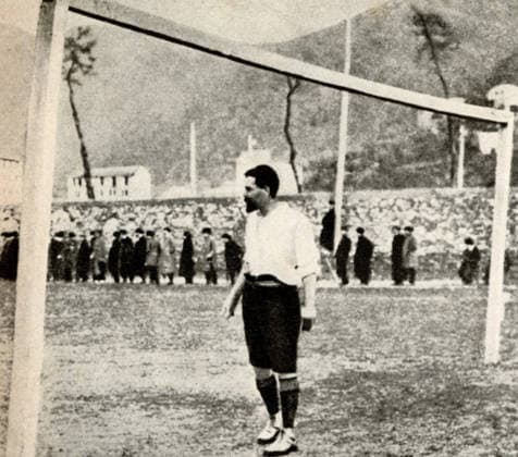 RECORD DATE NOT STATED English doctor, manager and football player James Richardson Spensley in Genoa, Italy 1897  !ACHTUNG AUFNAHMEDATUM GESCHÄTZT!