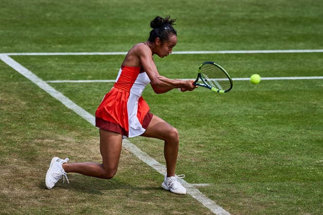 June 23, 2026, Bad Homburg, Hessen, Germany: Leylah Fernandez of Canada returns with backhand to Xinyu Wang of China during the BAD HOMBURG OPEN powered by SOLARWATTT- WTA500 - Womens Tennis, 23.6.2026 in Bad Homburg (Tennis-Club Bad Homburg), Germany - Photo: Tennis 2026: Bad Hombug Open - WTA500: WANG 6:3 6:4 FERNANDEZ  - ZUMAs343 20260623_zsp_s343_075 Copyright: xMathiasxSchulzx