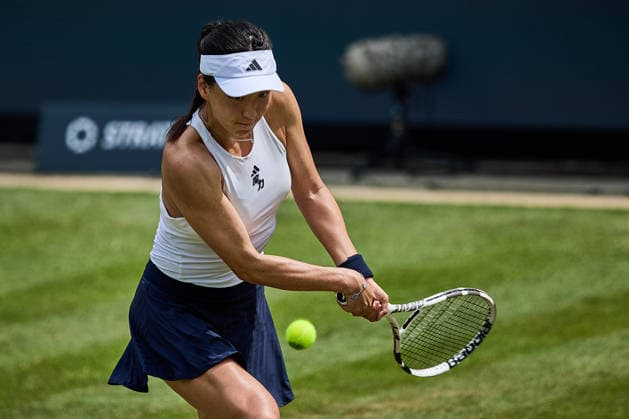 June 23, 2026, Bad Homburg, Hessen, Germany: Xinyu Wang of China returns with backhand to Leylah Fernandez of Canada during the BAD HOMBURG OPEN powered by SOLARWATTT- WTA500 - Womens Tennis, 23.6.2026 in Bad Homburg (Tennis-Club Bad Homburg), Germany - Photo: Tennis 2026: Bad Hombug Open - WTA500: WANG 6:3 6:4 FERNANDEZ  - ZUMAs343 20260623_zsp_s343_077 Copyright: xMathiasxSchulzx