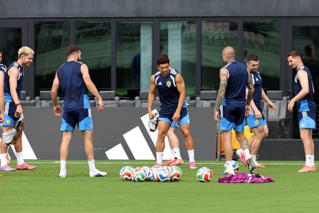 Scotland players during a training session Scotland Training, 2026 FIFA World Cup, WM, Weltmeisterschaft, Fussball Football, Inter Miami Stadium, Miami, Florida, USA - 23 Jun 2026Miami Inter Miami Stadium Florida (FL) United States of America EDITORIAL USE ONLY No use with unauthorised audio, video, data, fixture lists, club league logos or live services. Online in-match use limited to 120 images, no video emulation. No use in betting, games or single club league player publications.  Copyright: xChrisxArjoon Shutterstockx 16956018q