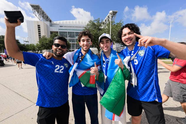 260623 Fans of Uzbekistan outside Houston stadium ahead of the FIFA World Cup, WM, Weltmeisterschaft, Fussball 2026 football match between Portugal and Uzbekistan on June 23, 2026 in Houston. Photo: Ludvig Thunman BILDBYRAN kod LT LT0803 fotboll football soccer fotball vm fotbolls-vm fotball-vm fotbolls-vm 2026 fifa world cup 2026 day 13 bbeng publik fans supporters *** June 23, 2026  Copyright: LUDVIGxTHUNMAN BB260623LT007