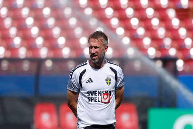 Sweden s head coach Graham Potter leads a training session held at FC Dallas Stadium, in Dallas, United States, 23 June 2026. Sweden will face Japan in their 2026 FIFA World Cup, WM, Weltmeisterschaft, Fussball Group F soccer match on 26 June. 2026 FIFA World Cup - Group F - Sweden s training session !ACHTUNG: NUR REDAKTIONELLE NUTZUNG!  Copyright: xMariscalx GRAF4184 20260623-55020684541_1