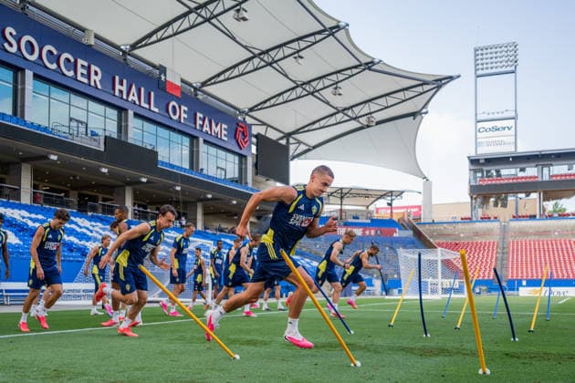 260623 Hjalmar Ekdal and Gustaf Lagerbielke of the Swedish national football team at a training session during day 13 of the FIFA World Cup, WM, Weltmeisterschaft, Fussball 2026 on June 23, 2026 in Dallas. Photo: Petter Arvidson BILDBYRAN kod PA PA1250 fotboll football soccer fotball vm fotbolls-vm fotball-vm fotbolls-vm 2026 fifa world cup 2026 träning practice training sverige sweden sverige a day 13 bbeng *** June 23, 2026  Copyright: PETTERxARVIDSON BB260623PA018