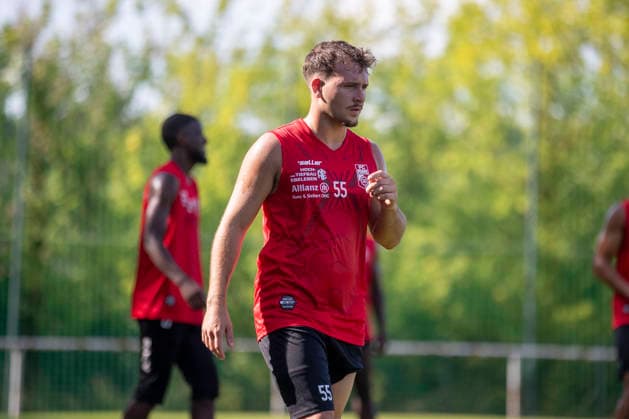 GER, Erfurt, Fussball, Trainingsstart, Trainingsauftakt, oeffentliches Training FC Rot-Weiss Erfurt im Bild v.l.: Lucas Falcao (FC Rot-Weiß Erfurt 55), 23.06.2026, Sportzentrum Cyriaksgebreite Erfurt DFB REGULATIONS PROHIBIT ANY USE OF PHOTOGRAPHS AS IMAGE SEQUENCES AND OR QUASI-VIDEO, *** GER, Erfurt, Soccer, Start of Training, Kickoff of Training, Public Training Session of FC Rot-Weiss Erfurt (pictured, from left Copyright: HMBxMedia PaulxFritz