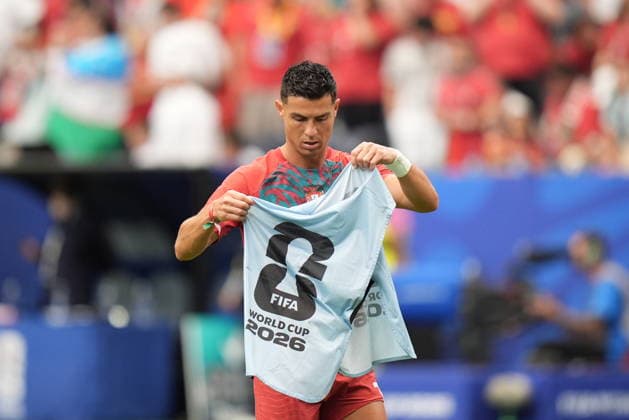 Portugal v Uzbekistan - FIFA World Cup, WM, Weltmeisterschaft, Fussball 2026 - Group K HOUSTON, USA - JUNE 23: Cristiano Ronaldo of Portugal warms up prior the 2026 FIFA World Cup First Stage Group K match between Portugal and Uzbekistan at NRG Stadium (Houston Stadium) in Houston, Texas, United States on June 23, 2026. Hakan Akgun Anadolu Texas United States. Editorial use only. Please get in touch for any other usage.  Copyright: x2026xAnadoluxHakanxAkgunx