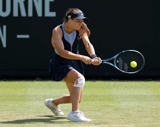 RECORD DATE NOT STATED 23rd June 2026; Devonshire Park Lawn Tennis Club, Eastbourne, East Sussex, England; Lexus Eastbourne Open Tennis, Day Three; Zeynep Sonmez (TUR) plays a backhand shot against Harriet Dart (GBR) HongboxChen