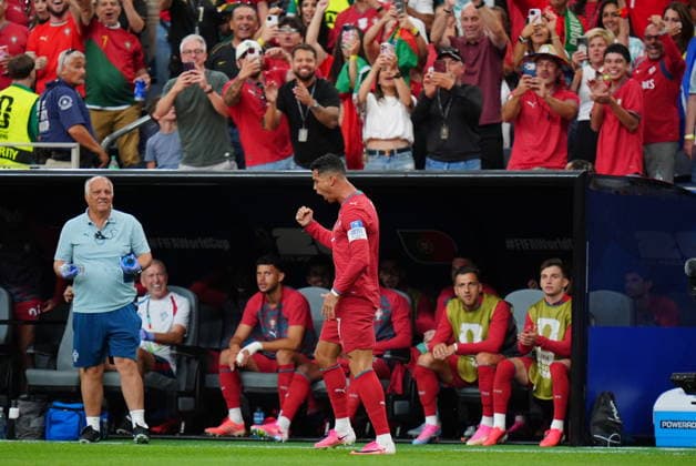 Portugal v Uzbekistan - FIFA World Cup, WM, Weltmeisterschaft, Fussball 2026 - Group K HOUSTON, USA - JUNE 23: Cristiano Ronaldo of Portugal celebrates after scoring a goal during the 2026 FIFA World Cup First Stage Group K match between Portugal and Uzbekistan at NRG Stadium (Houston Stadium) in Houston, Texas, United States on June 23, 2026. Hakan Akgun Anadolu Texas United States. Editorial use only. Please get in touch for any other usage.  Copyright: x2026xAnadoluxHakanxAkgunx