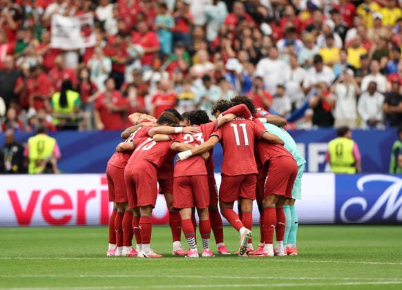 (260624) -- HOUSTON, June 24, 2026 -- Players of Portugal gather before the group K match between Portugal and Uzbekistan at the 2026 FIFA World Cup, WM, Weltmeisterschaft, Fussball at Houston Stadium in Houston, the United States, June 23, 2026. ) (SP)U.S.-HOUSTON-FOOTBALL-FIFA WORLD CUP-GROUP K-POR VS UZB LixMing 