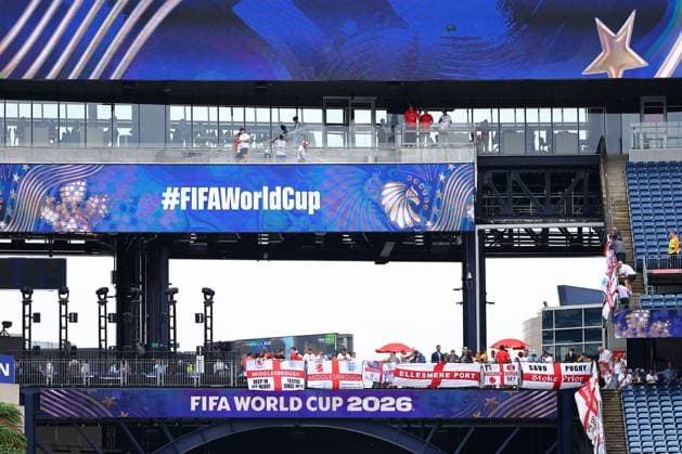 England flags in the stands England v Ghana, 2026 FIFA World Cup, WM, Weltmeisterschaft, Fussball Group L, Football, Boston Stadium, Foxborough, Massachusetts, USA - 23 Jun 2026Foxborough Boston Stadium Massachusetts (MA) United States of America EDITORIAL USE ONLY No use with unauthorised audio, video, data, fixture lists, club league logos or live services. Online in-match use limited to 120 images, no video emulation. No use in betting, games or single club league player publications.  Copyright: xMichaelxZemanek Shutterstockx 16956026a
