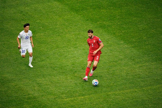 Abbosbek Fayzullaev and Ruben Dias seen during FIFA World Cup, WM, Weltmeisterschaft, Fussball 2026 game between national teams of Portugal and Uzbekistan (Grzegorz Wajda Ball Raw Images) Houston Houston Stadium USA Copyright: xGrzegorzxWajdax grzegorzwajda_portugal_uzbekistan_2526_3-12