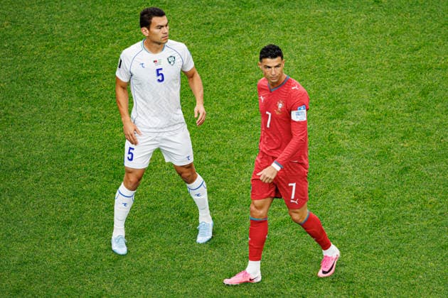 Rustam Ashurmatov and Cristiano Ronaldo seen during FIFA World Cup, WM, Weltmeisterschaft, Fussball 2026 game between national teams of Portugal and Uzbekistan (Grzegorz Wajda Ball Raw Images) Houston Houston Stadium USA Copyright: xGrzegorzxWajdax grzegorzwajda_portugal_uzbekistan_2526_3-4