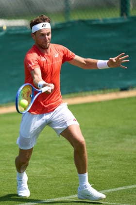 2026 Wimbledon, June 23, Practice LONDON, - JUNE 23: Casper Ruud of Norway playing on fresh courts during the 2026 Wimbledon, June 23, Practice at The all England club, Wimbledon on June 23, 2026 in London, GBR. London The all England club, Wimbledon GBR Copyright: xPeterxvanxdenxBerg ISIxPhotosx 9411