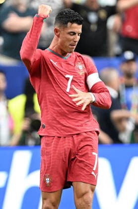 (260624) -- HOUSTON, June 24, 2026 -- Cristiano Ronaldo of Portugal celebrates scoring during the group K match between Portugal and Uzbekistan at the 2026 FIFA World Cup, WM, Weltmeisterschaft, Fussball at Houston Stadium in Houston, the United States, June 23, 2026. ) (SP)U.S.-HOUSTON-FOOTBALL-FIFA WORLD CUP-GROUP K-POR VS UZB XiaoxYijiu 