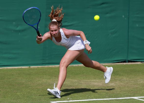 Jessika Ponchet (FRA), Damen Einzel, Ladies Singles, Qualifikation, Wimbledon Tennis - Wimbledon 2026 - Grand Slam ITF ATP, Tennis Herren WTA, Tennis Damen - AELTC - London - - Great Britain - 23 June 2026. *** Jessika Ponchet (FRA), Womens Singles, Qualifying, Wimbledon Tennis, Wimbledon 2026, Grand Slam, ITF, ATP, WTA, AELTC, London, Great Britain, June 23, 2026,detected_source_language Copyright: xJuergenxHasenkopfx