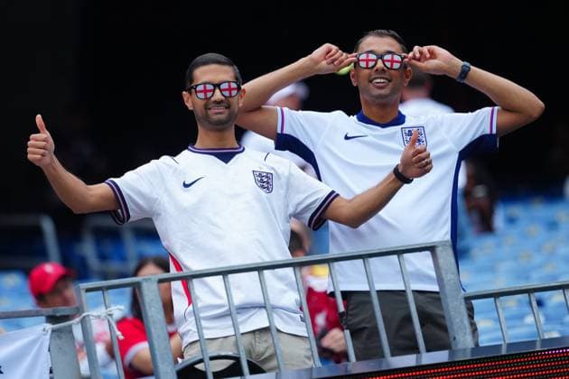 England fans ahead of kick-off England v Ghana, 2026 FIFA World Cup, WM, Weltmeisterschaft, Fussball Group L, Football, Boston Stadium, Foxborough, Massachusetts, USA - 23 Jun 2026Foxborough Boston Stadium Massachusetts (MA) United States of America EDITORIAL USE ONLY No use with unauthorised audio, video, data, fixture lists, club league logos or live services. Online in-match use limited to 120 images, no video emulation. No use in betting, games or single club league player publications.  Copyright: xJavierxGarcia Shutterstockx 16956021d