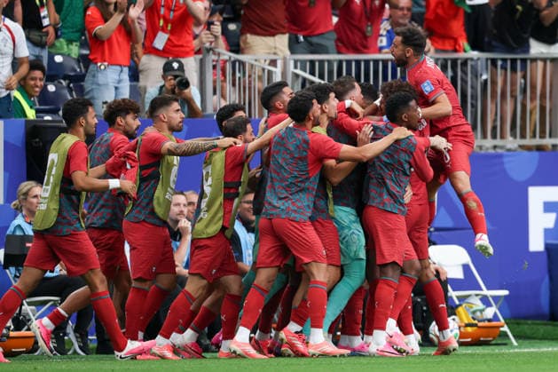 HOUSTON, TX - JUNE 23: Cristiano Ronaldo 7 of Portugal is surrounded by teammates after scoring his first goal during the FIFA World Cup, WM, Weltmeisterschaft, Fussball 2026 Group K match between Portugal and Uzbekistan on June 23, 2026, at Houston Stadium in Houston, Texas. (Photo by David Buono Icon Sportswire) SOCCER: JUN 23 FIFA World Cup 26 Group K - Portugal vs Uzbekistan EDITORIAL USE ONLY Icon260623019